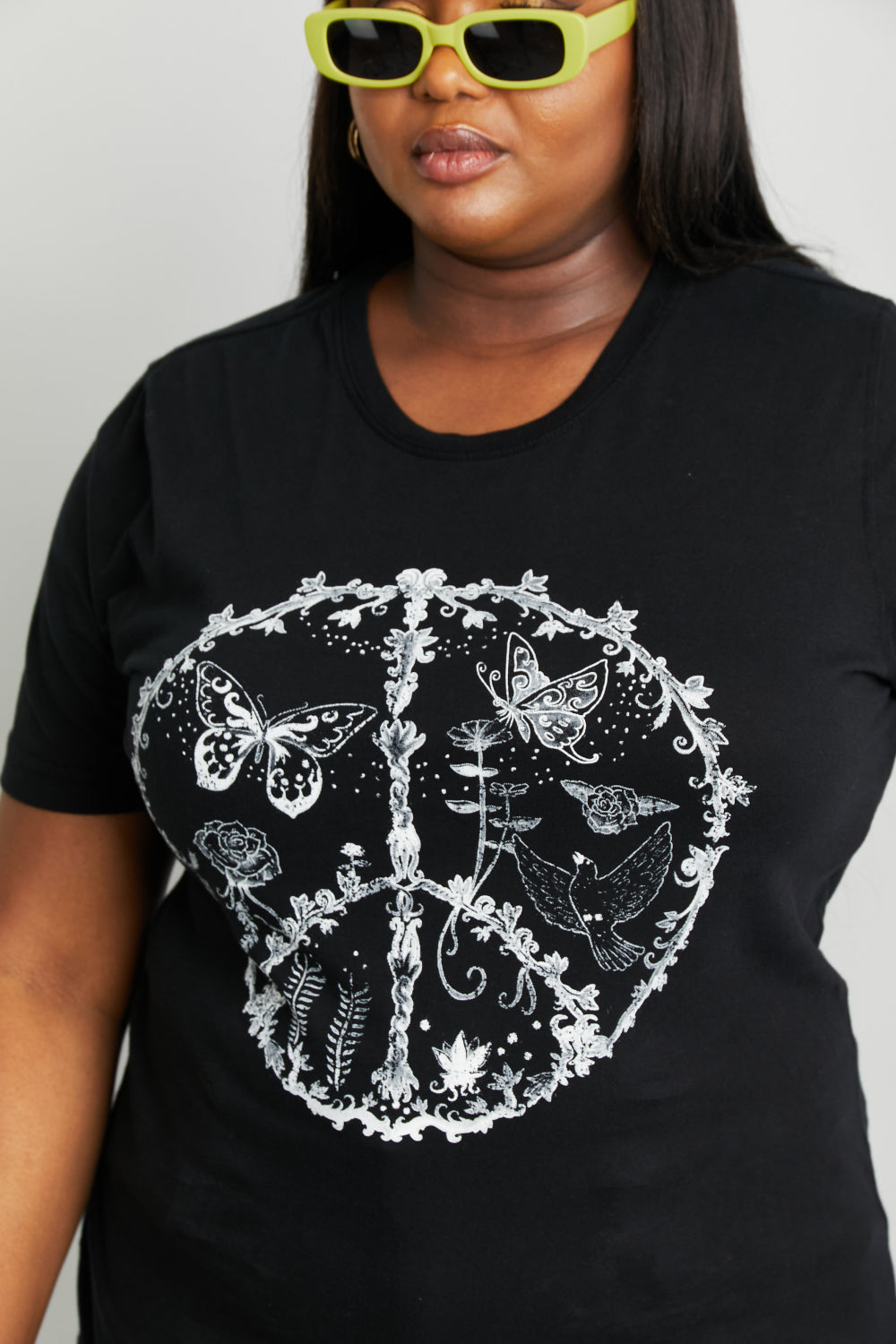 mineB Full Size Butterfly Graphic Tee Shirt